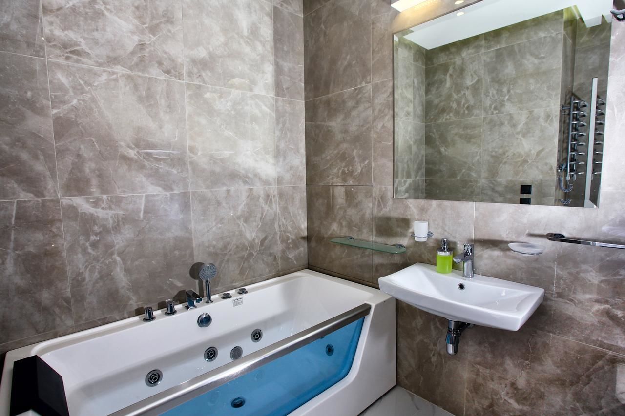 Апартаменты Allurapart Plaza Киев-11